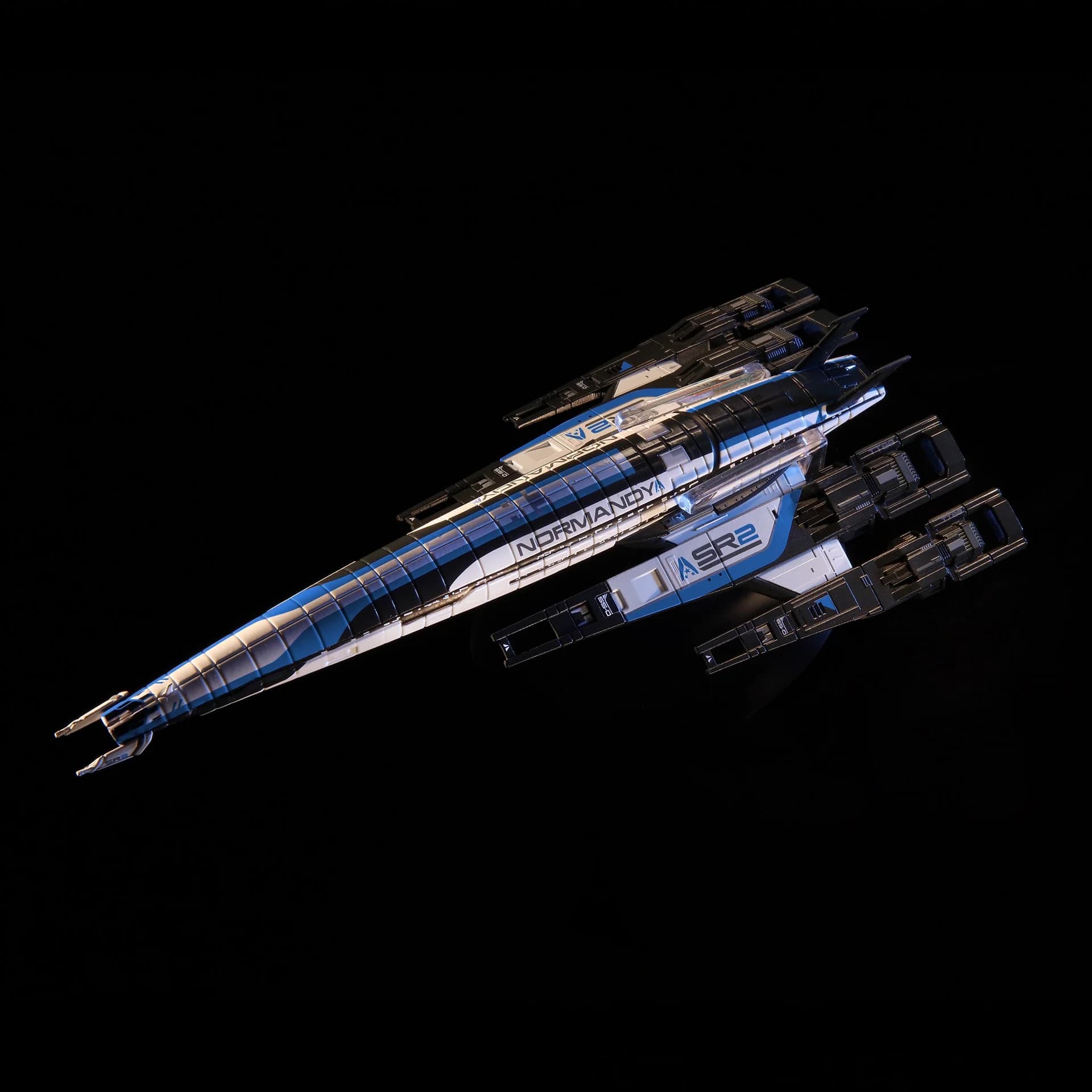 Master Replicas Finally Enters the Mass Effect Universe